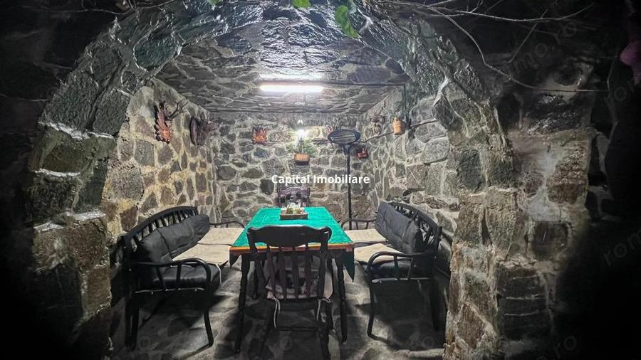 Pensiune-Restaurant , Valiug,Crivaia . - 6