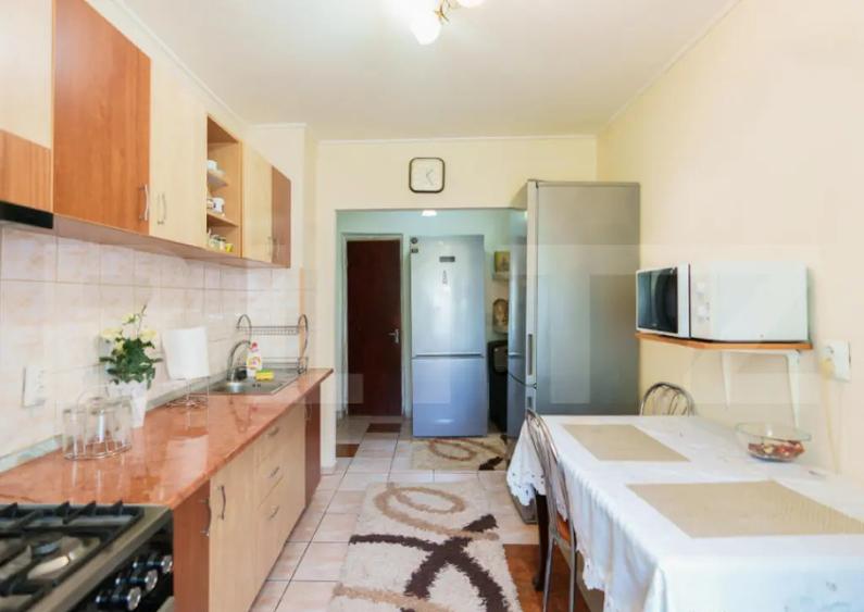Apartament 4 camere spa?ios ?i bine compartimentat - 3