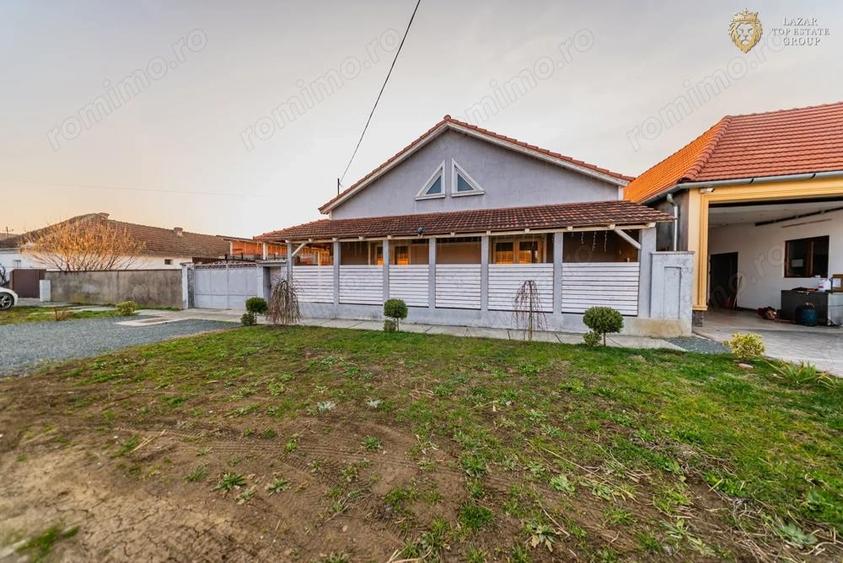 Casa de vanzare 7 camere Santana - 6