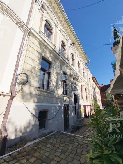 Inchiriere spatiu comercial alimentatie publica in Piata Muzeului - 1