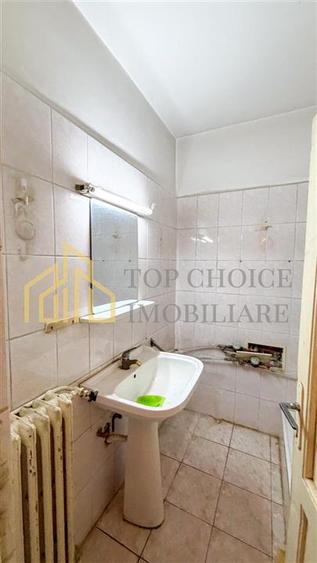 GARSONIERA SPATIOASA CU PARCARE SI BOXA - STEFAN CEL MARE - PARTER INALT - BLOC - 12