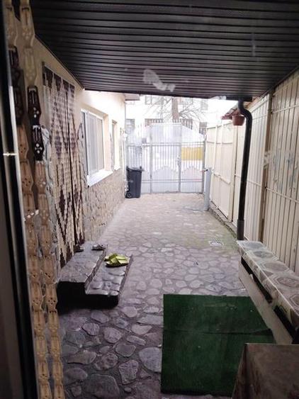 Casa 3 camere de vanzare zona Liceul Carabella - 13