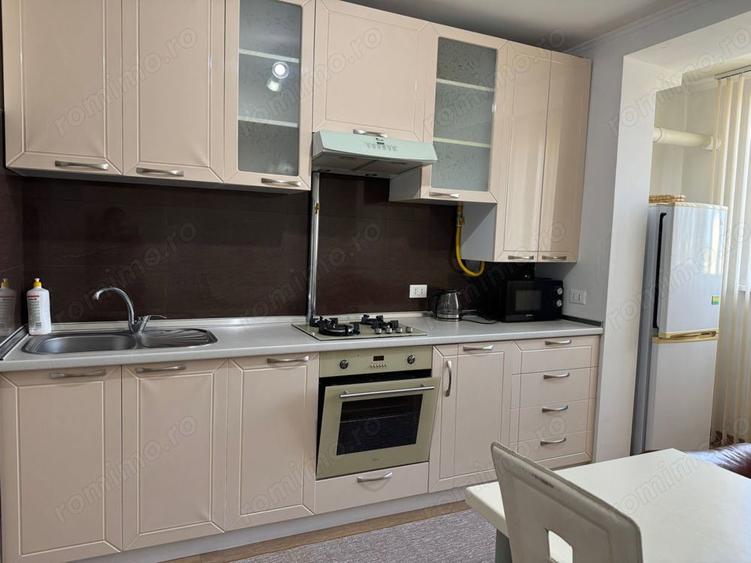 Vanzare garsoniera Gorjului - 5