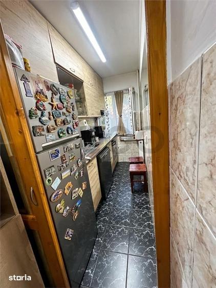 Apartament cu 3 camere semidecomandat în Rogerius