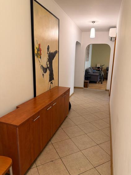 Apartament cu 4 camere decomandat în Sălaj