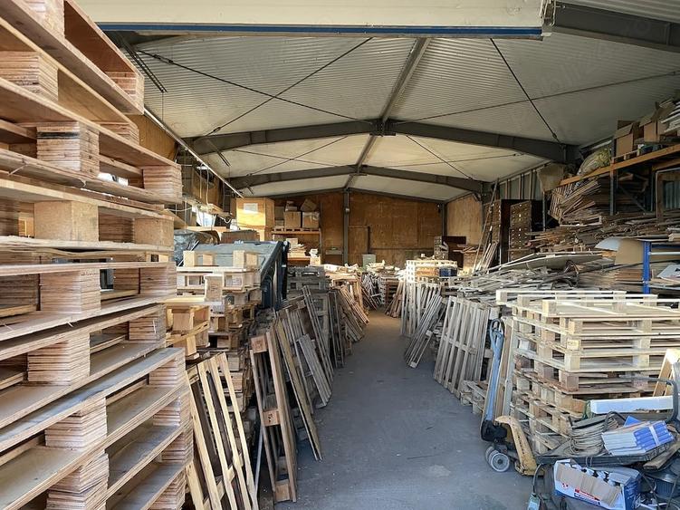 Spațiu comercial, de 4,000 mp, în Tătărani