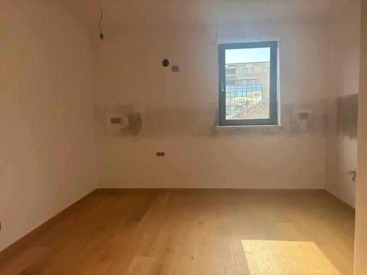 Apartament 3 camere Finisat Lux Finalizat 2 min Metrou Unirii Horoscop - 5