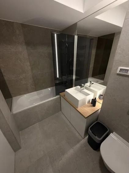 Apartament cu 2 camere, mobilat în Politehnica
