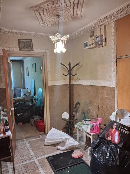 Proprietar ,Berceni ,spital Bagdasar Arseni ,3 camere cu 2 bai , an 1982 - 1