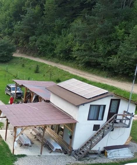 Casă cu 3 camere cu Teren 4500 Mp în Exterior Vest