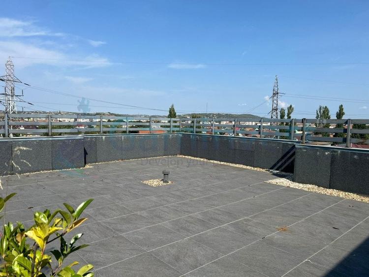 Apartament cu 3 camere decomandat, mobilat în Nord