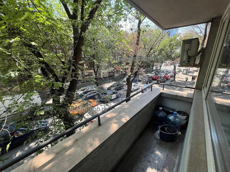 Apartament cu 2 camere semidecomandat în Armeneasca