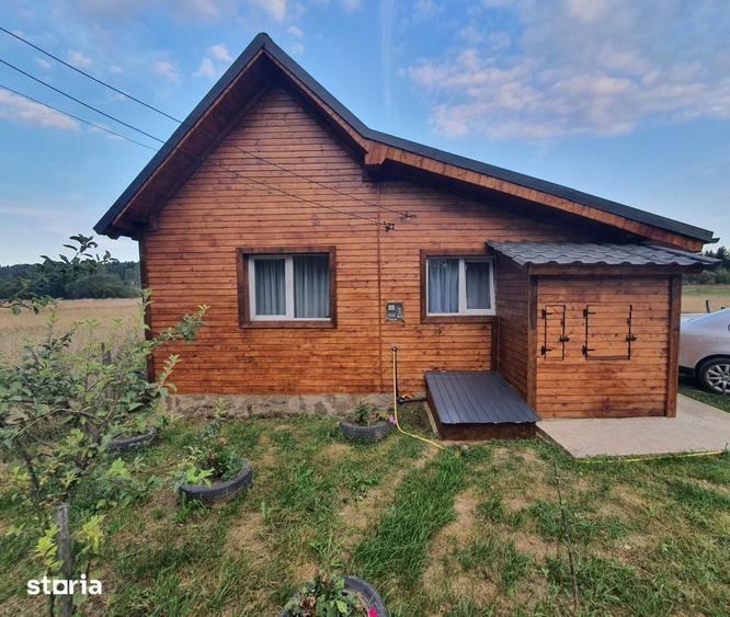 Casă cu 3 camere cu Teren 750 Mp în Călățele