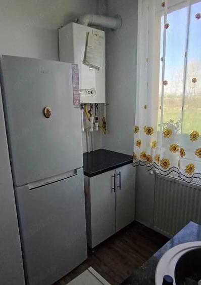 Garsonieră decomandată în Industrială