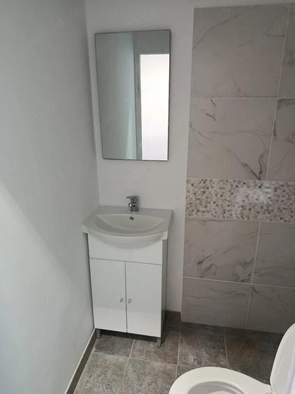 Garsonieră decomandată în Lahovari