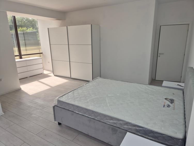 Apartament cu 3 camere în Militari
