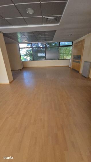 Spațiu comercial, de 292 mp, în Babadag