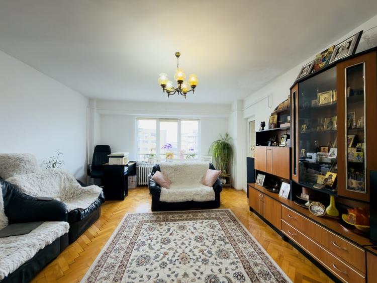 Apartament 3 camere, 77mp utili, zona Modern - 1