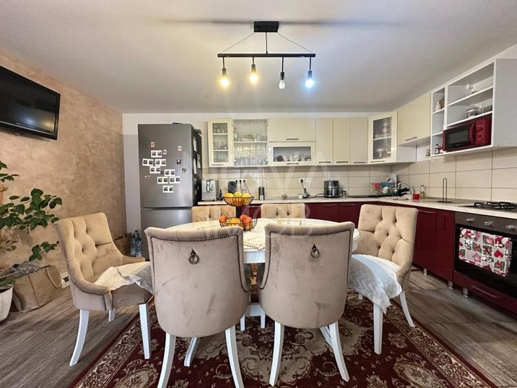 Casa de vanzare, mobilata si utilata - Piata Cluj - 8