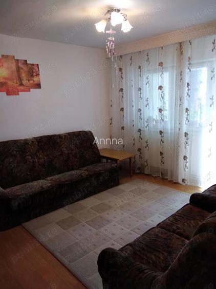 Proprietar, vand apartament 3 camere, decomandat