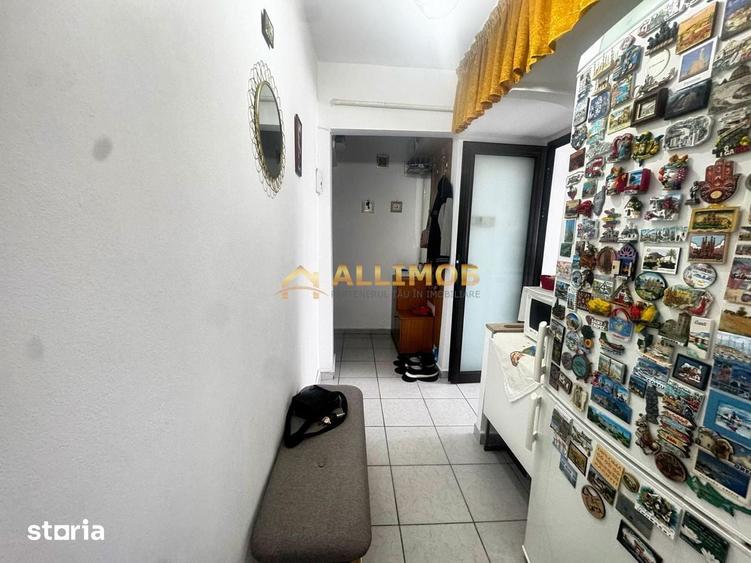Apartament 2 Camere de vanzare in Vest Ploiesti Centrala Propri - 3