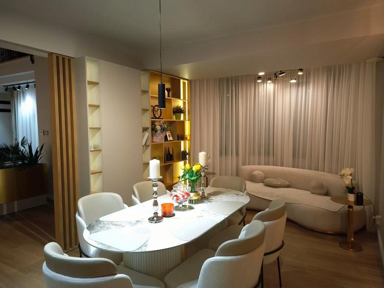 casa / vila Craiovei , RENOVATA /mobilata/utilata ,finisaje superioare - 31