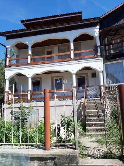 Vand casa la Crivaia SUPER OCAZIE ( la 5 minute partia de schi!)