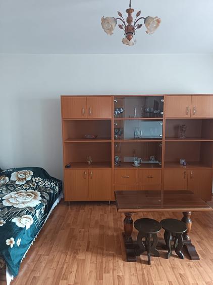 EROII REVOLUTIEI - 1