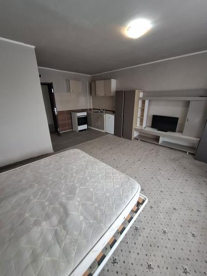 Garsoniera Tatarasi foarte aproape de piata Chirila - 2