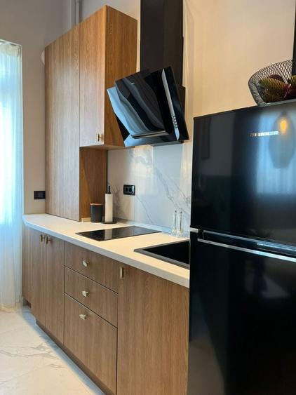 Studio exclusivist in zona Dacia - piata Gemeni - 14