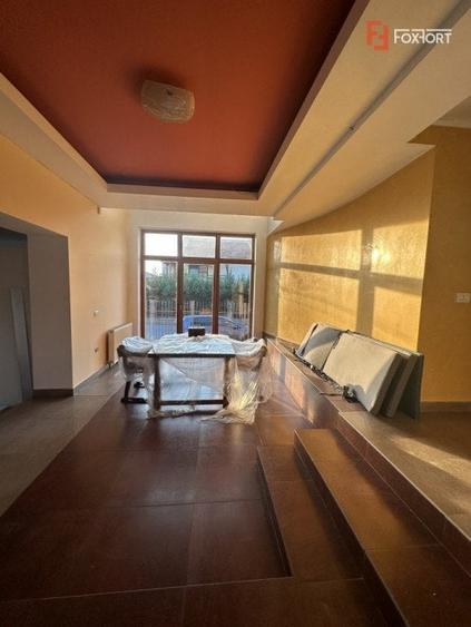 Casa individuala cu 10 camere si piscina, in Dumbravita - ID V5614 - 24