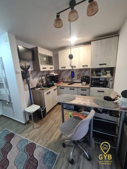 Casă cu 5 camere, S+P+Mansarda-zona centrală Oradea(Strada Primariei) - 5