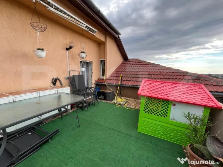 Apartament cu 2 camere decomandat, mobilat în Rogerius