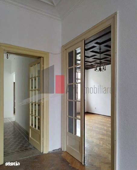 Apartament cu 3 camere în Moșilor