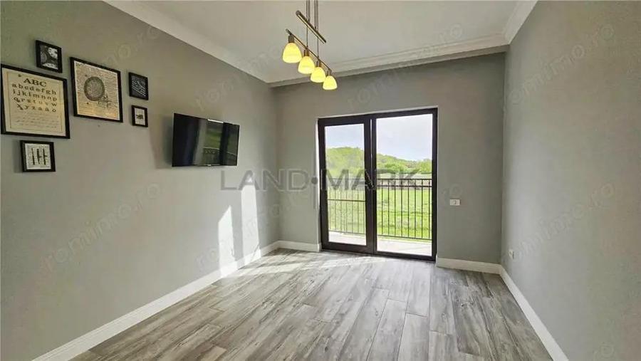 COMISION 0% Duplex despartit prin garaj liziera padurii Dumbravita - 13