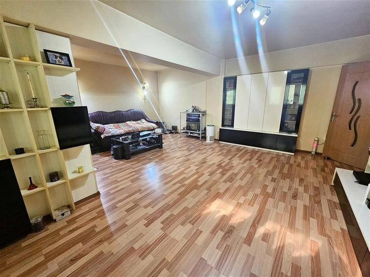 Apartament 4 camere 84 mp utili  Ultracentral | Etaj 2 - 2