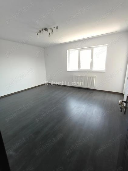 Inchiriez apartament 3 camere