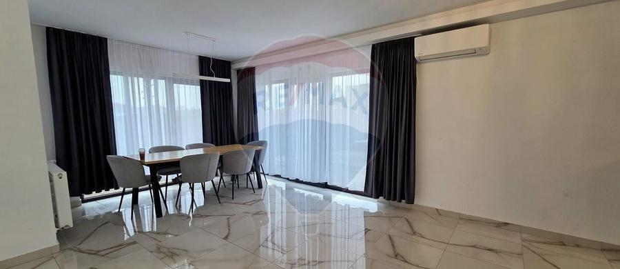 Casă / Vilă cu 5 camere de vânzare - 4