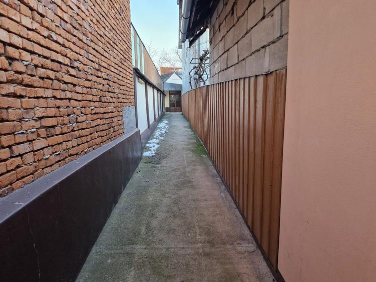 Pret nou. Beius,Vanzare proprietate centru - 5