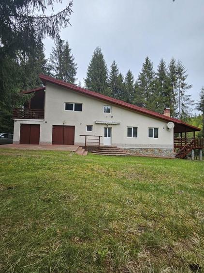 Casă de vacanță spațioasă în Călățele Pădure – Dealul Negru, teren 2000 mp - 2