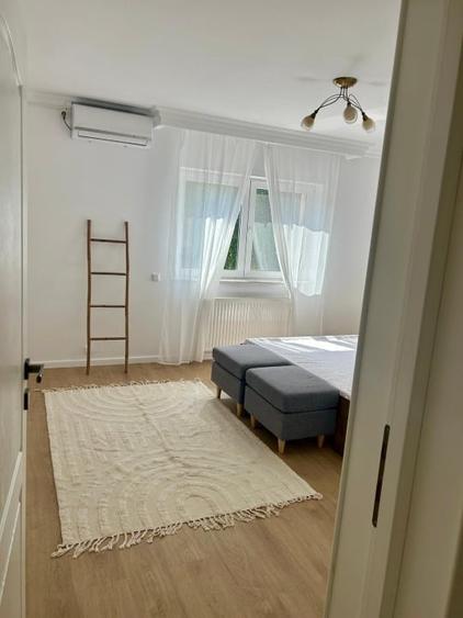 Casă individuală cu 3 camere cu Canalizare în Central