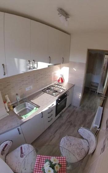 Aparatament 2 camere de vânzare în zona liniștită - 6