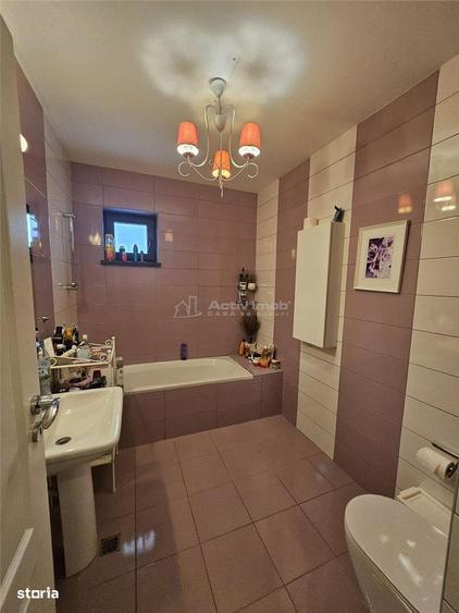 Vila P+1+M 270 mp - Militari Residence priza EV - 18