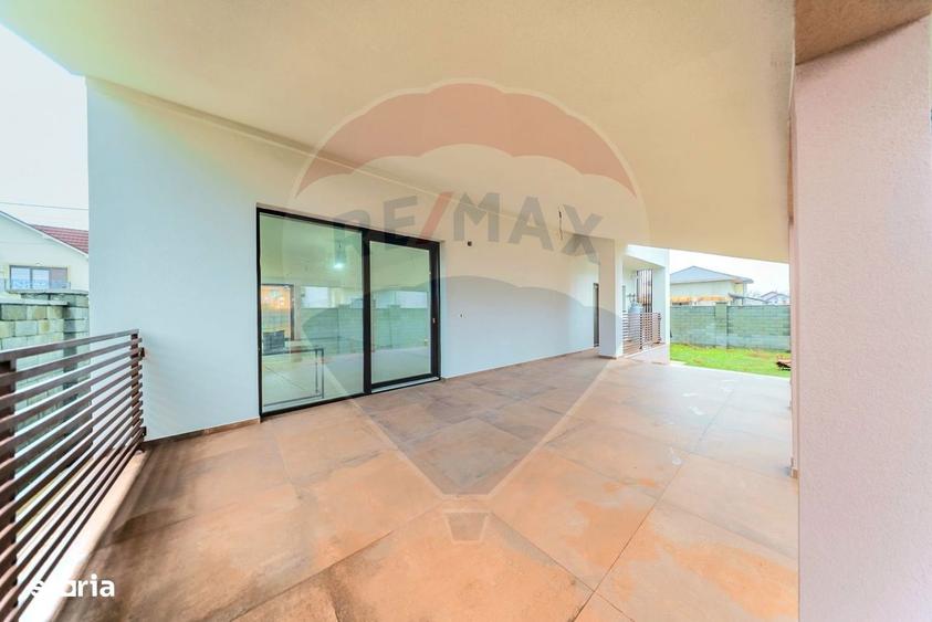 Vila de Lux 358 mp Ideal Reziden?ial sau Sediu Firma/Vladimirescu - 19