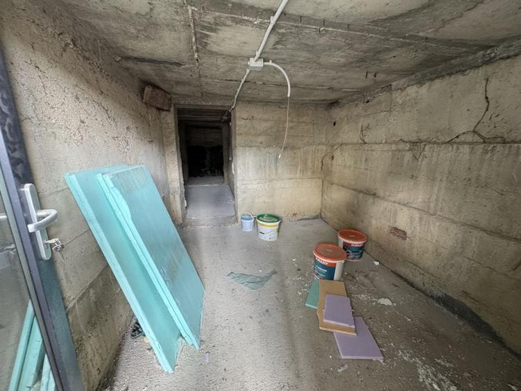 Individuala Sanmihaiu Roman P+M,5 Camere,2 Bai,Pivnita,Toate Utilitatile,Asfalt - 9