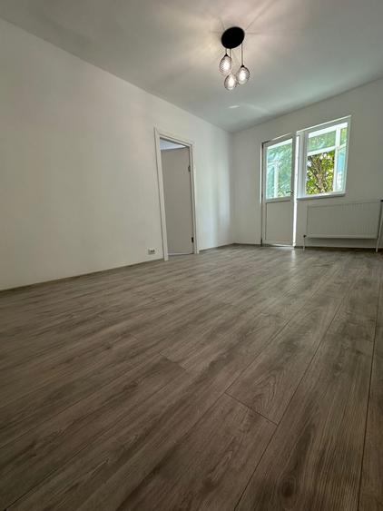 Exclusivitate ! Apartament 3 camere - Casa de Cultura - 93.000 euro  PRET FIX ! - 3
