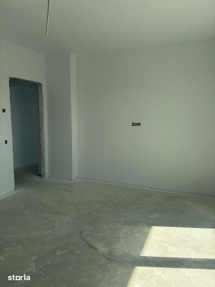 Apartament cu 3 camere decomandat în Iris