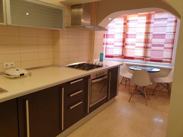 UNIRII - TRAIAN, 2 CAMERE MOBILAT LUX, ETAJUL 2, VEDERE FATA - 23