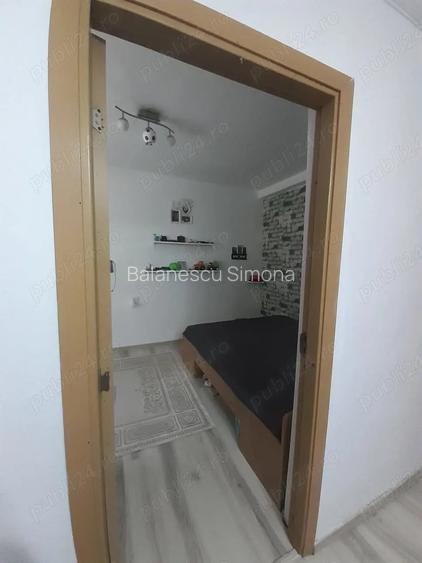 Vand apartament 2 camere Vand apartament 2 camere