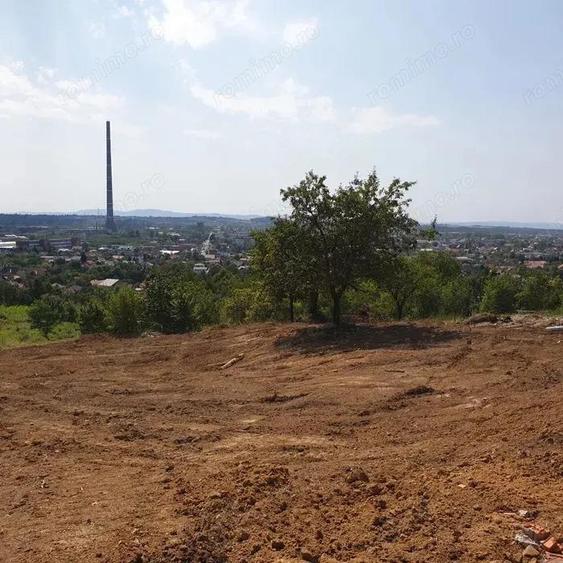 Teren intravilan 10 ari cu priveli?te panoramica, zona de case, Centru Vechi - 2